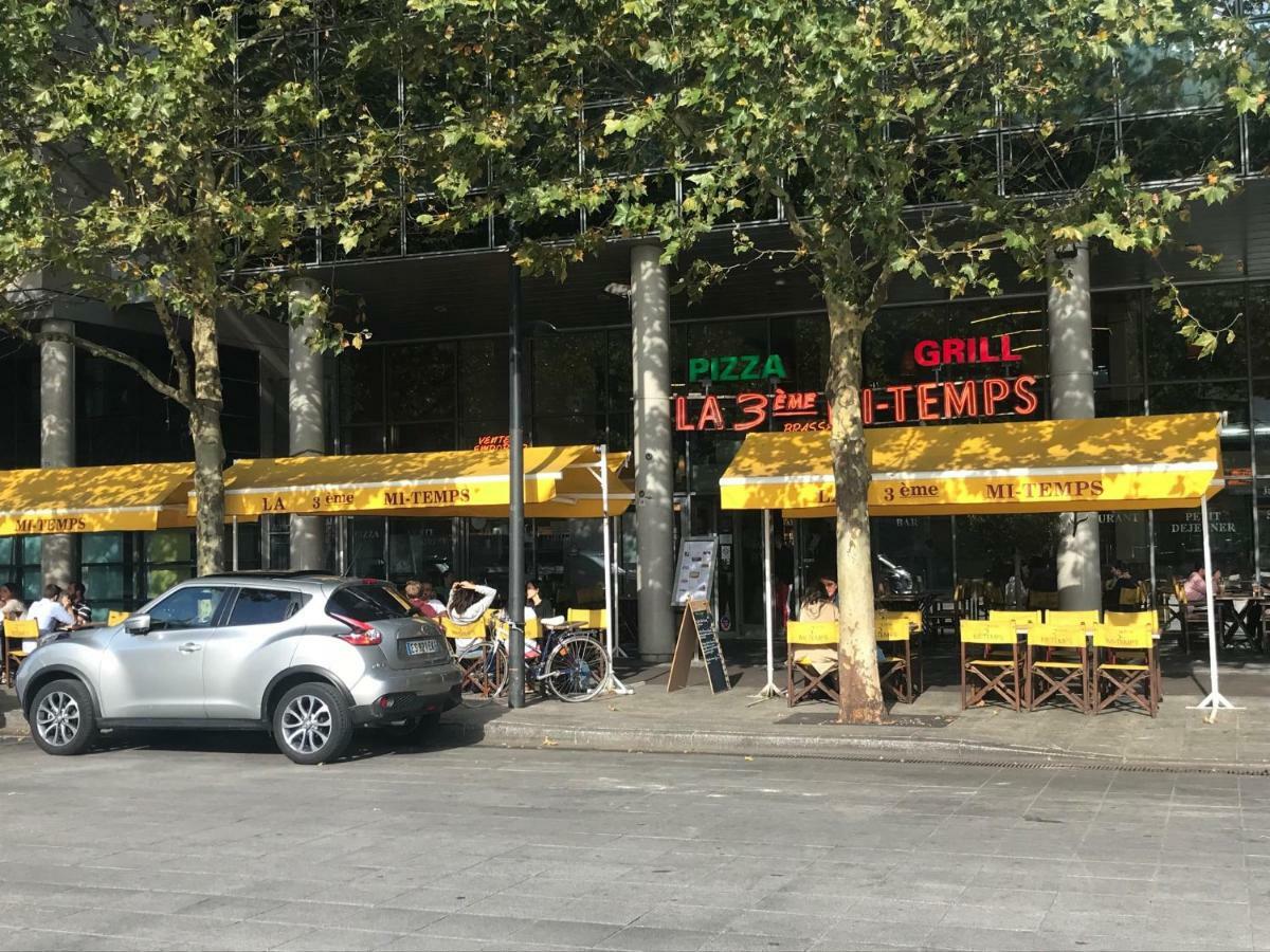 F2 Paris 10Eme Gare Du Nord - Stade De France - Parking แซงต์-เดอนี ภายนอก รูปภาพ